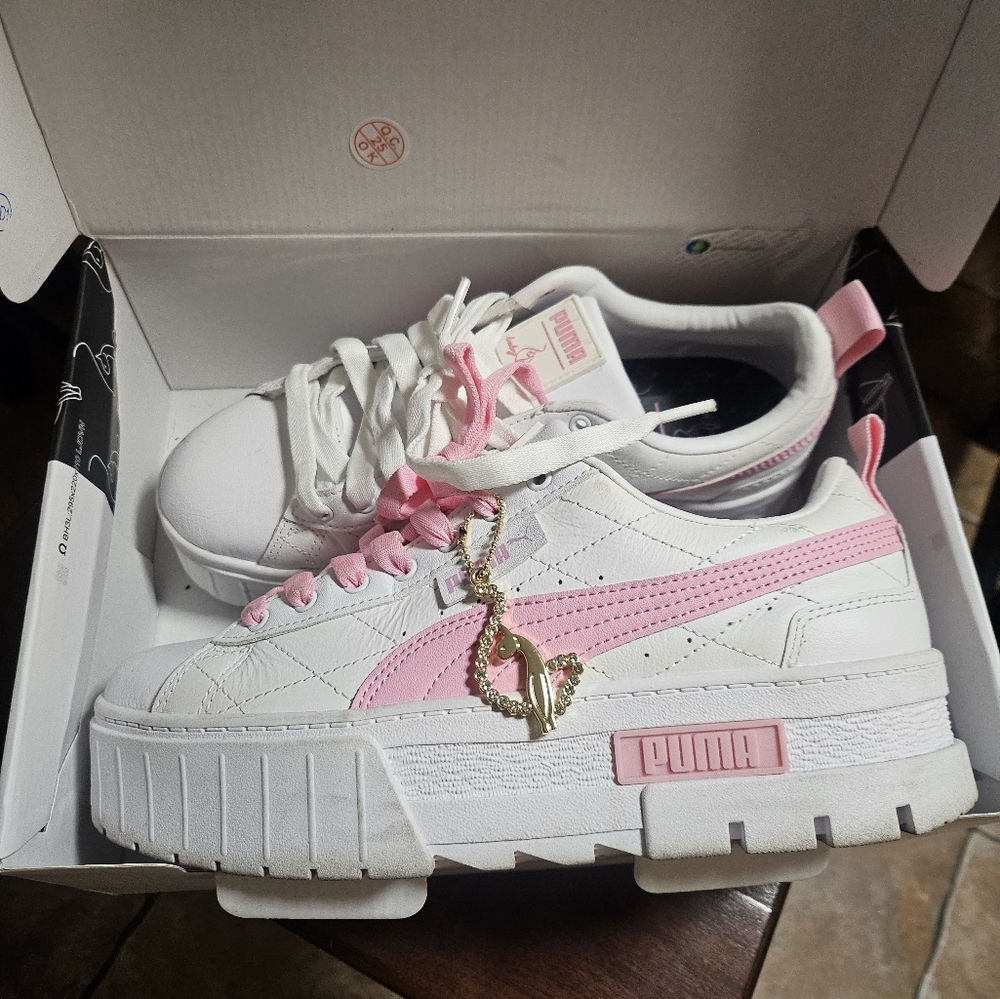 Baby Phat x Puma White/Pink Sneakers 8.5